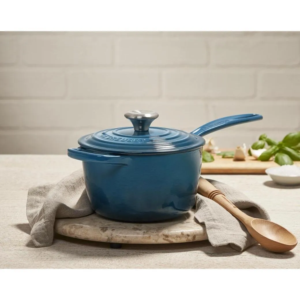 Le Creuset 1.75 Qt. Signature Saucepan